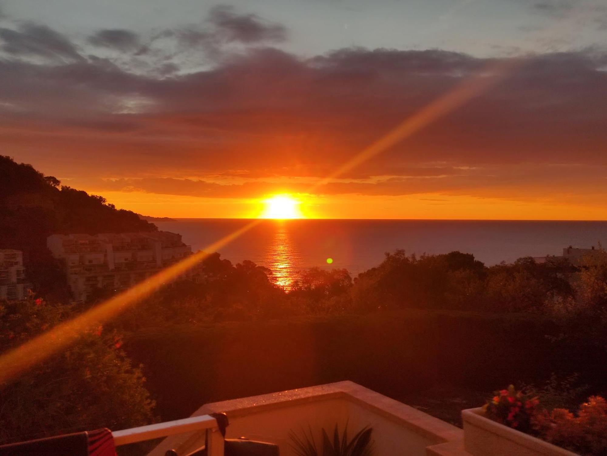 Apartamento Con Piscina - Tossa - Magnificas Vistas Al Mar Gerona Exterior foto